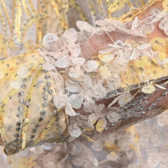 3 Dimensional Yellow & White Flowered Sheer Blouse Top  - Size Medium - Picture 3 of 3